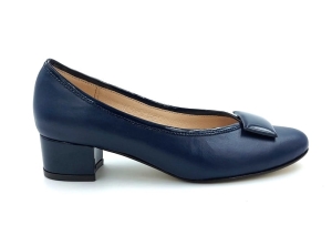 Piękne czółenka na słupku 3 cm granatowe 072 Karollo Violli 