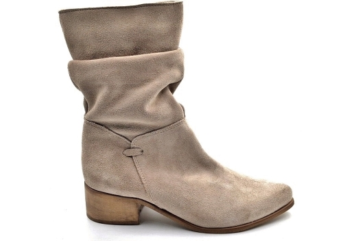 Botki damskie na słupku 4 cm 3925 beż cappucino (1).jpg